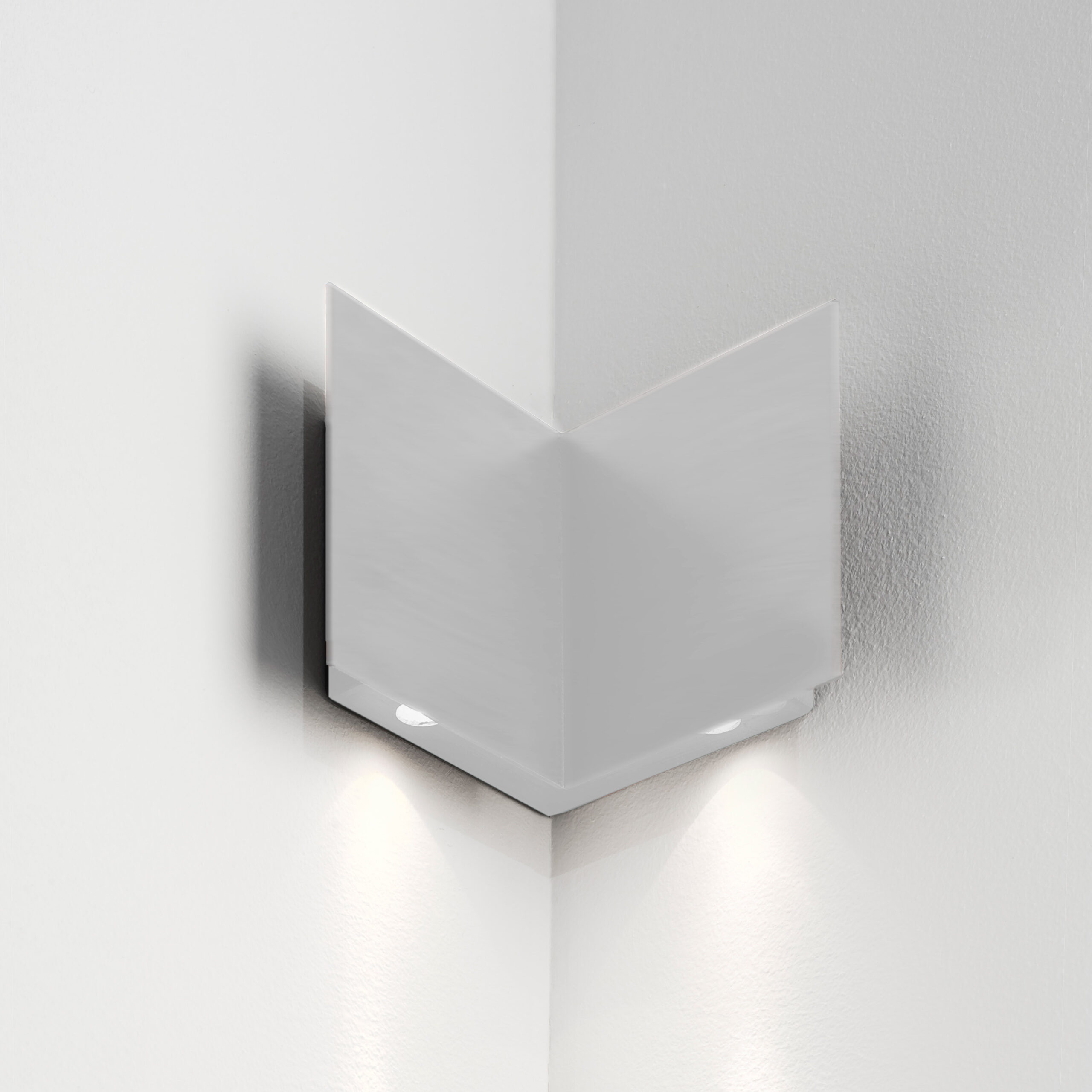 Manine spot 90-V monoemissione verticale